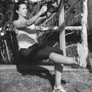 single leg trx-squat